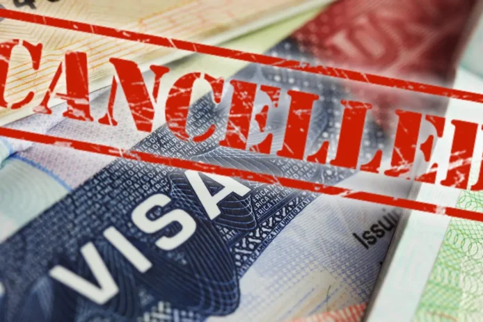 Five Bangladeshi students lose US visas