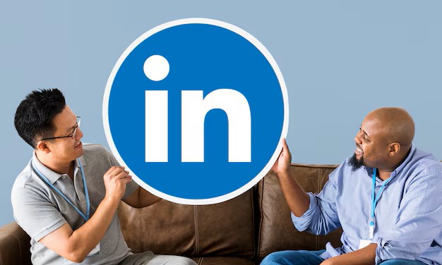 people-holding-linkedin-logo_53876-40592
