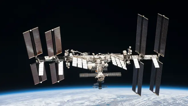 ISS-7_cropped