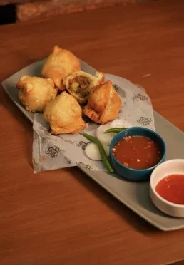 extras_kolija_shingara_