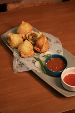 extras_kolija_shingara_