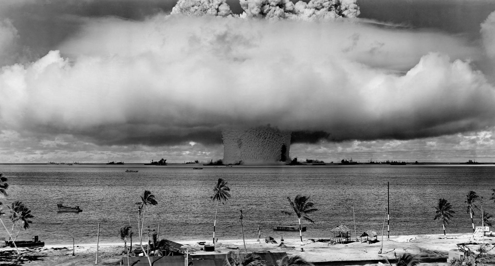 nuclear-weapons-test-nuclear-weapon-weapons-test-explosion-73909