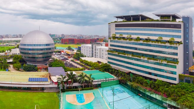 AIUB Campus.jpg