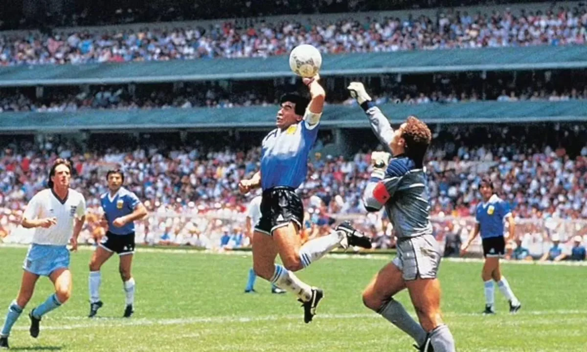 diego-maradona-hand-of-god-from-1986-world-cup-v0-vcd74ahe7tjc1