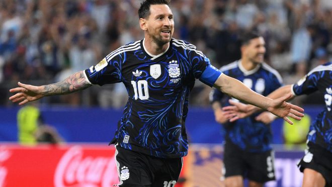 Messi_vs_jorden_cropped