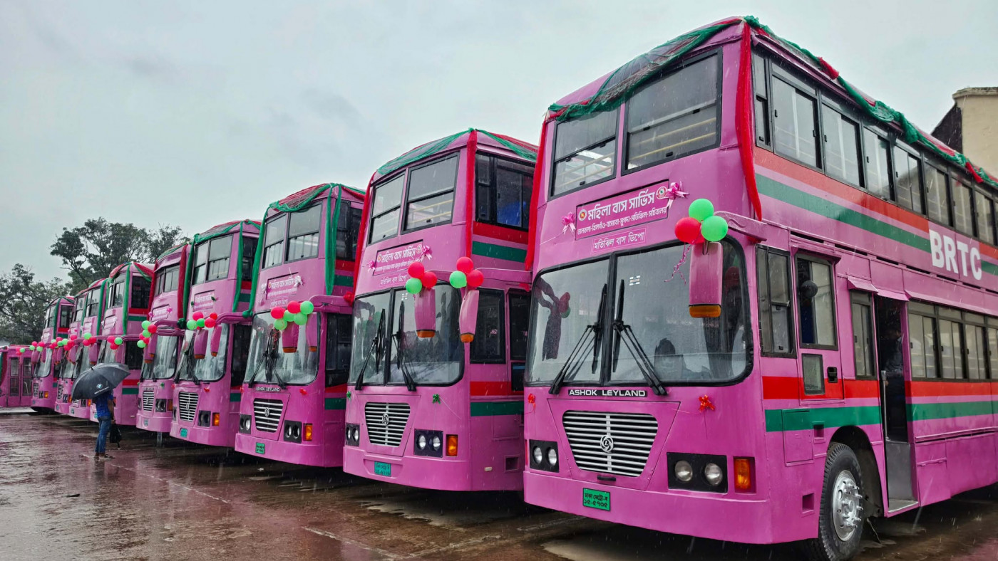 pink_bus_1