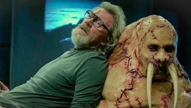 tusk-2-justin-long-kevin-smith-featured