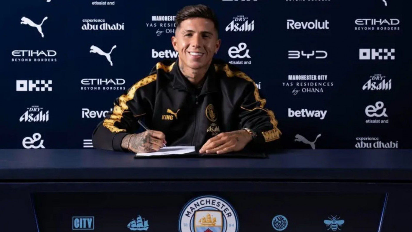 Enzo Fernández is unveiled as a Man City player. Photo: Collected