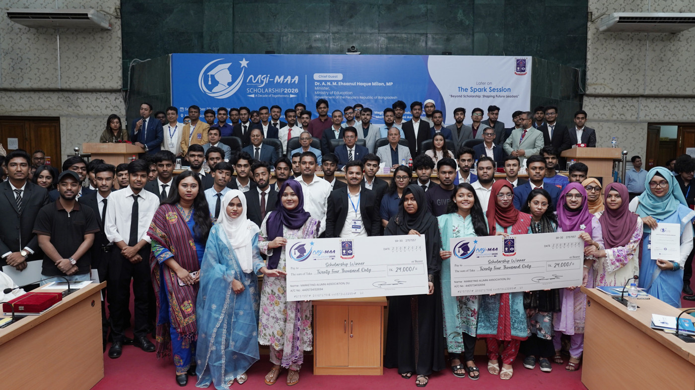 picture_1-mgi-marketing_alumni_association_awards_scholarships_to_90_du_students