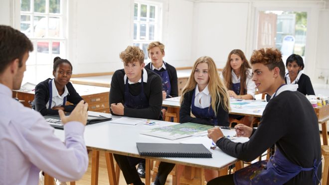 uk-secondary-school-art-class-1720×1147